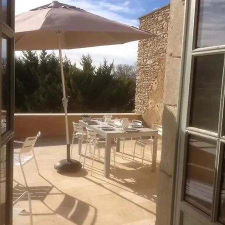 En Provence Avec Piscine Et Grand Jardin A Saturnin Les Villa *